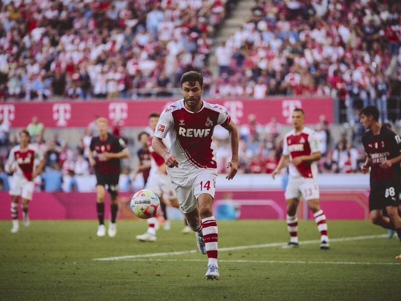 Fußballspiel im Stadion des 1. FC Köln